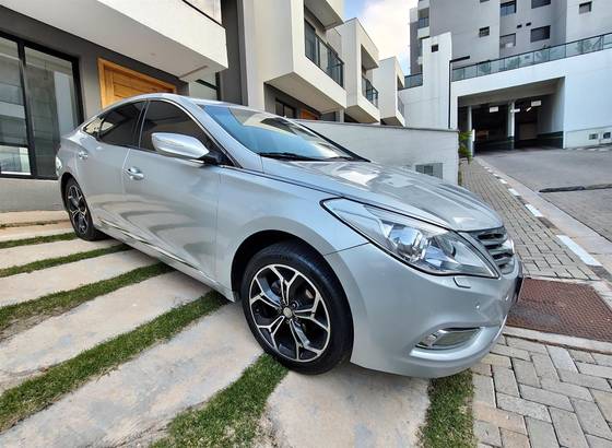 HYUNDAI AZERA 3.0 MPFI GLS V6 24V GASOLINA 4P AUTOMÁTICO